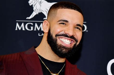 Drake (musician) .